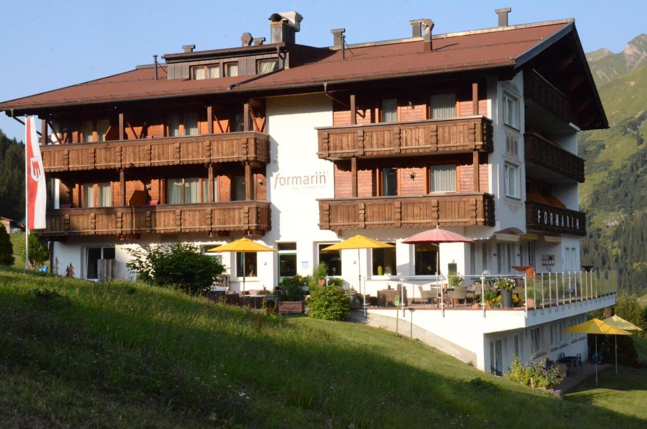 Hotel Restaurant Formarin Oberlech Buitenkant foto