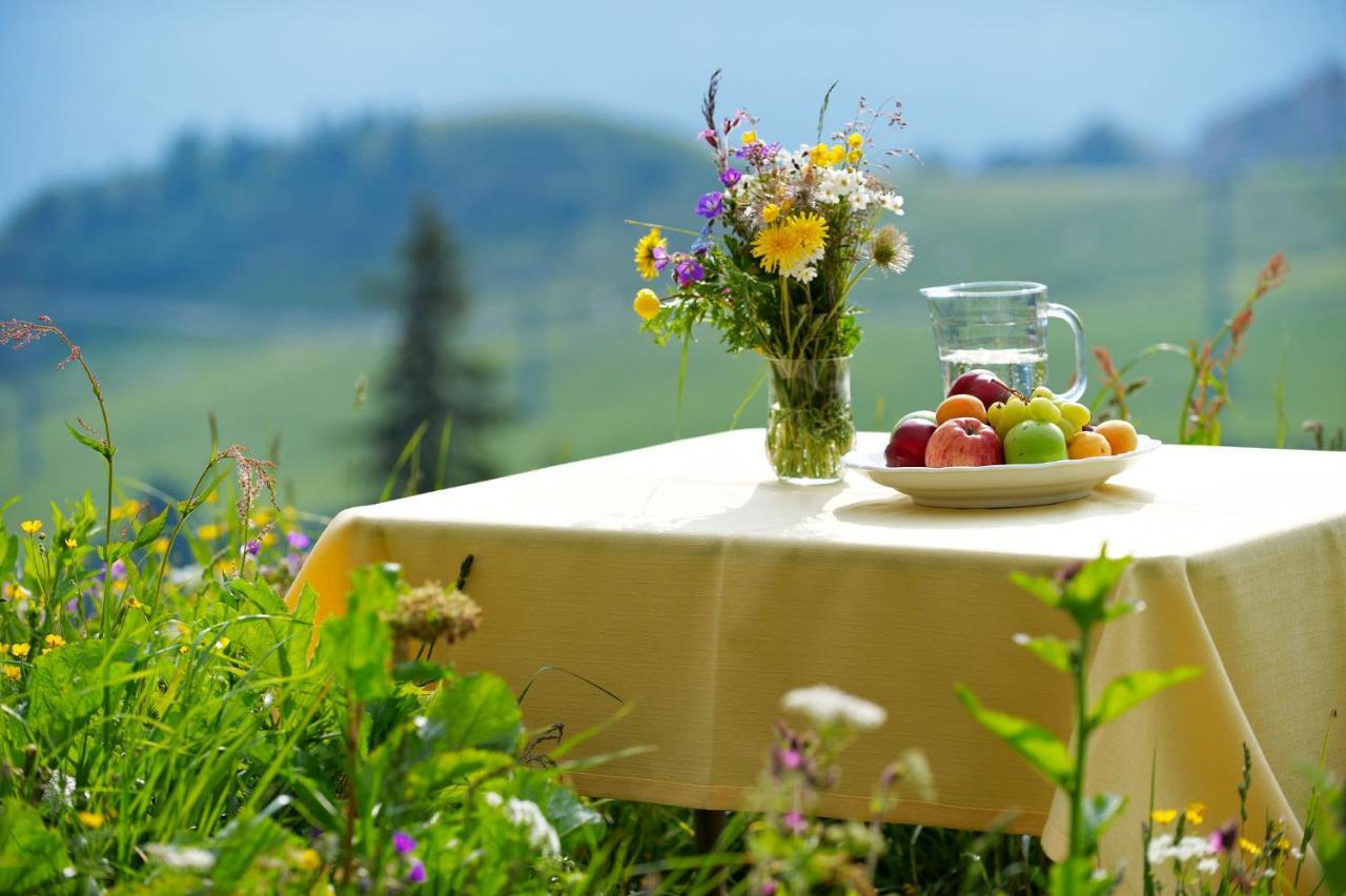 Hotel Restaurant Formarin Oberlech Buitenkant foto