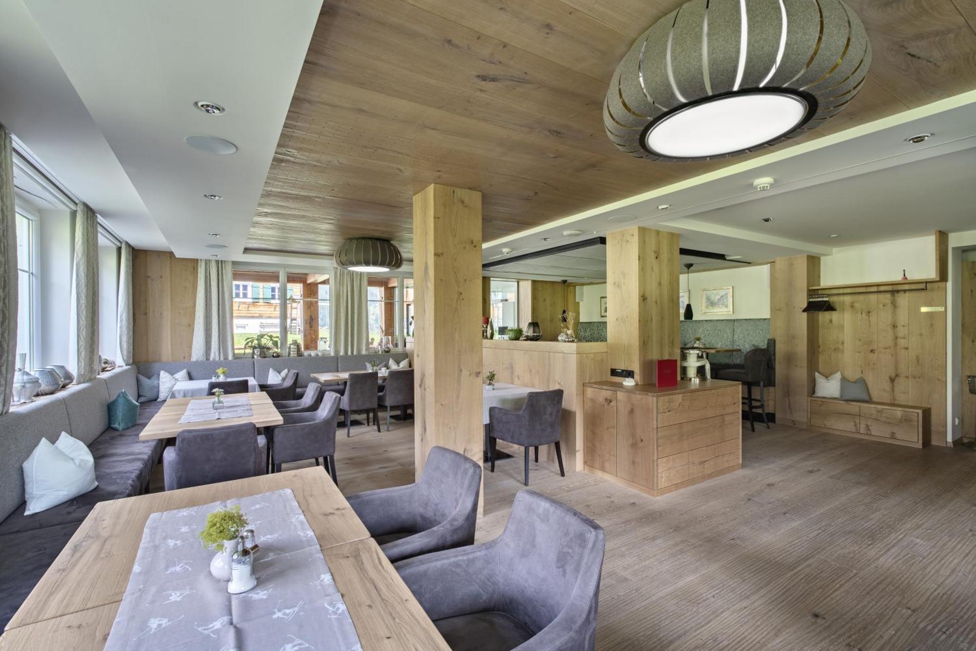 Hotel Restaurant Formarin Oberlech Buitenkant foto